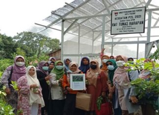 UNAND DAMPINGI PKK BATU BUSUK KE KWT TUNAS HARAPAN KELOLA SAMPAH ORGANIK