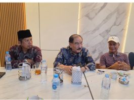 M. SHADIQ PASADIGOE APRESIASI STAI AL-HIKMAH PARIANGAN, PERJUANGKAN ASPIRASI PENDIDIKAN