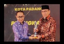 Padang Raih Predikat Kota Informatif, Wawako Maigus Sabet “Achievement Motivation Person 2025”