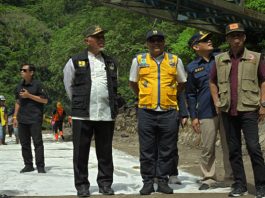 Gubernur Sumbar Imbau Masyarakat Harap Bersabar, Perbaikan Jalan Lembah Anai Akan Tuntas 21 Juli 2024