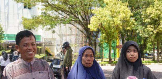 UTBK UNP Jadi Saksi Perjuangan Nabila dan Doa Orang Tua dari Air Balam