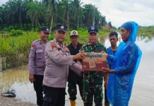 Polres Pasaman Barat Salurkan Bantuan untuk Masyarakat Terdampak Banjir