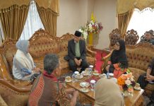 Gubernur Mahyeldi Sambut Kedatangan Menteri PPPA RI untuk Melaksanakan Kunjungan Kerja Selama 3 Hari di Sumbar