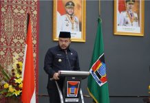 Wali Kota Padang Fadly Amran Sampaikan Nota Penjelasan Tiga Ranperda dalam Rapat Paripurna DPRD