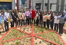 Dukung SDGs dan UI GreenMetric, FPP UNP Hijaukan Kampus Lewat Tanam Tanaman Produktif