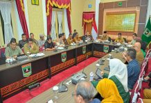 Gubernur Mahyeldi: Potensi Wisata Mentawai Harus Dikelola Serius dan Berkelanjutan