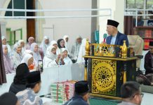 Gelar Subuh Mubarakah di Sijunjung, Gubernur Mahyeldi Ajak Umat Pererat Silaturahmi