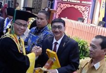 Bupati Pesisir Selatan Terima Penghargaan Anugerah Mitra Strategis dari UNP