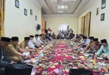 Ketua DPRD Nelfri Asfandi Perkuat Sinergi di Safari Ramadan Sumbar