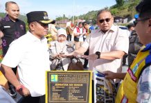 Bupati Solok Kunjungi Pembangunan Jembatan Penghubung dan Ruas Jalan Nasional Alahan Panjang–Surian Bersama Anggota DPR RI Andre Rosiade