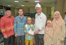 Abdurrahman Ad Dakhil Lubis Peraih Juara 1 Hafiz Indonesia 2026 Mendapat Apresiasi Khusus dari Gubernur Sumbar