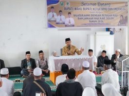 Bupati Solok Bersilaturahmi Bersama Petugas Haji dan Calon Jamaah Haji Kabupaten Solok Tahun 2026