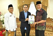 Gubernur Mahyeldi Serahkan Proposal Pembangunan Pusat Kebudayaan Sumbar Rp382,65 Miliar kepada Menteri Kebudayaan
