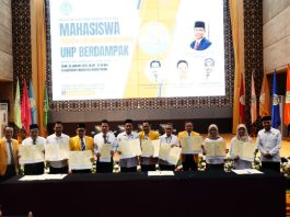 UNP Lepas 652 Calon Guru untuk Praktek Lapangan di Madrasah