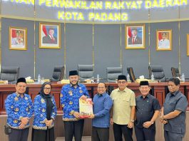 Rapat Paripurna DPRD Padang Sahkan Dua Perda Penting: Aset Daerah dan Struktur OPD Resmi Dirombak