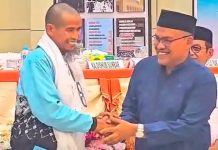 Sekdaprov Sumbar Sambut Kepulangan Kloter 1 Jemaah Haji Debarkasi Padang, 390 Jemaah Tiba dengan Selamat