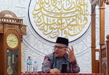 Peringati Isra Mi’raj, Muhidi Dukung Pembangunan Masjid dan Pembinaan Akhlak Generasi Muda