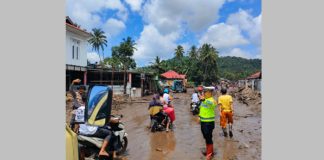Jalan Penghubung Batusangkar-Padang Panjang Belum Bisa Dilalui Pasca Banjir Bandang
