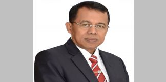 Prof. Ganefri Kirimkan Tim Untuk Penanggulangan Bencana Sumbar