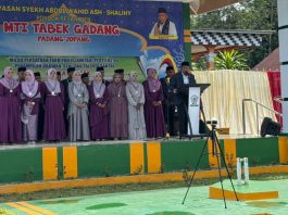 Prof. Ganefri Launching Program Ekonomi Produktif Ponpes pada Milad Perti Ke-96