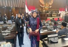 Lisda Hendrajoni: Perempuan Berilmu Bisa Apa Saja, Termasuk Jadi Penggerak UMKM