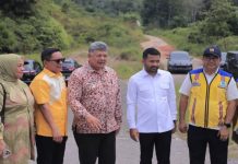 Wali Kota Solok Serahkan Proposal Pembangunan ke Zigo Rolanda dalam Kunjungan Reses