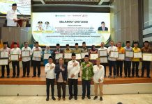 Serahkan 16 Sertifikat WBTBI, Mahyeldi: Budaya Harus Dijaga dan Dipraktikkan