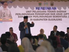 Gubernur Mahyeldi Dampingi Menteri PPPA Resmikan UPTD PPPA dan RPS Sijunjung