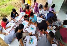 UNP Dampingi Anak Korban Banjir Bandang melalui Seni Visual