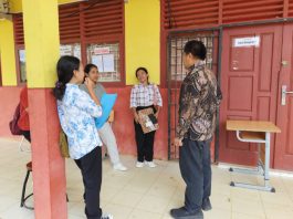 Wakil Rektor UNP Pantau Langsung Pelaksanaan UTBK di SMAN 2 Sipora