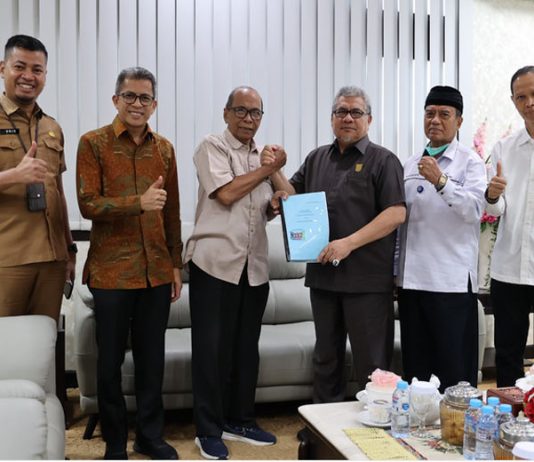 Ketua DPRD Sumbar Kaji Gagasan Daerah Istimewa Minangkabau Bersama Tim Ahli