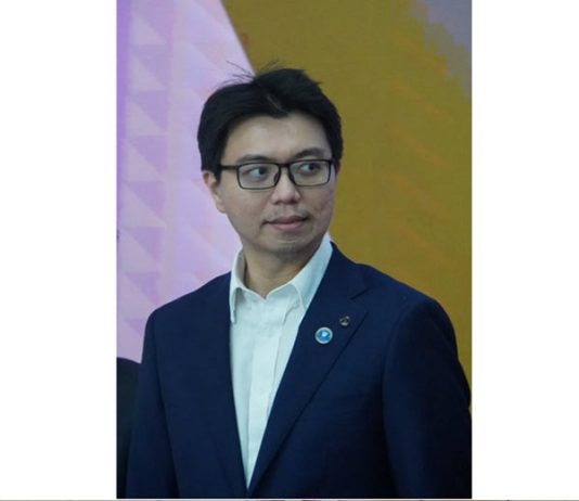 Prof. Ariawan Gunadi: Generasi Muda Harus Kritis Hadapi Banjir Informasi