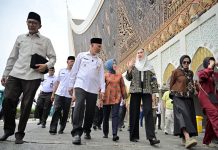 Dampingi Kunjungan Kerja Menteri Pariwisata, Mahyeldi Dorong Pengembangan Pariwisata dan Bandara Mentawai