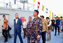 KRI Teluk Kendari Meriahkan HJK ke-357, Fadly Amran Ajak Warga Nikmati Edukasi Maritim