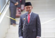 Bupati Solok Jon Firman Pandu Raih Gelar Doktor Honoris Causa dari AUI Malaysia