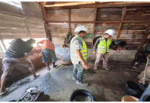 Kolaborasi UNP dan Bank Nagari Wujudkan Aksi Bedah Rumah