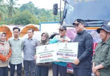 Solidaritas Sumbar: Dharmasraya Peduli Salurkan Bantuan 2,5 Ton Beras dan Rp100 juta ke Tanah Datar