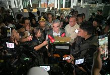 Wagub Sumbar Dampingi Ketua MPR RI Tinjau Korban Banjir di Kecamatan Nanggalo, Kota Padang