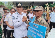 Pemkab Pessel Salurkan Dana Tunggu Hunian untuk Warga Terdampak Bencana