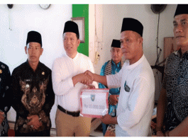 Pemkab Pessel Salurkan Bantuan Rp10 Juta untuk Pembangunan Masjid Baitul Mukminin Koto Taratak