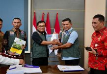 Pemkab Solok Serahkan Dokumen R3P kepada BNPB pada Rakor Sinergitas R3P Sumbar 2025