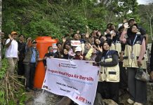 Gubernur Mahyeldi Hadiri Pemasangan Pipanisasi Air Bersih untuk Warga Terdampak Banjir Bandang di Tanah Datar