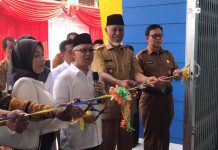 Gubernur Mahyeldi Dampingi Wamendikdasmen Resmikan Revitalisasi Sekolah di Padang