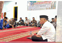 SAFARI RAMADHAN PEMKAB SOLOK DI MUSHALLA ULIL ALBAB, WABUP TEKANKAN PERAN MASYARAKAT JAGA GENERASI MUDA