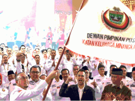 Gubernur Gubernur Mahyeldi : Halalbihalal tidak sekadar menjadi tradisi tahunan, tetapi ruang produktif untuk membangun gagasan dan memperkuat komitmen mendorong kemajuan Sumbar.