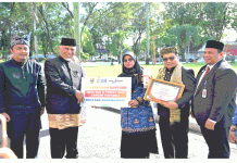 Hardiknas 2026, Gubernur Mahyeldi Tegaskan Lingkungan Pendidikan Harus Memuliakan dan Bebas dari Kekerasan