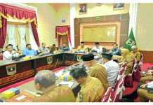 Gubernur Mahyeldi Paparkan Progres pengembangan Ekonomi dan Keuangan Syariah di Sumbar Dalam Rapat KNEKS