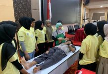 UNP Gelar Pelatihan BTCLS untuk Tingkatkan Kompetensi Kegawatdaruratan Tenaga Kesehatan