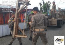 Penertiban PKL di Fasum, Petugas Amankan Lima Unit Lapak di Lubuk Begalung