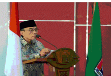 Wakil Wali Kota Padang Maigus Nasir bersama kepala daerah se-Sumatera Barat menandatangani Berita Acara Kesepakatan luasan Lahan Pertanian Pangan Berkelanjutan